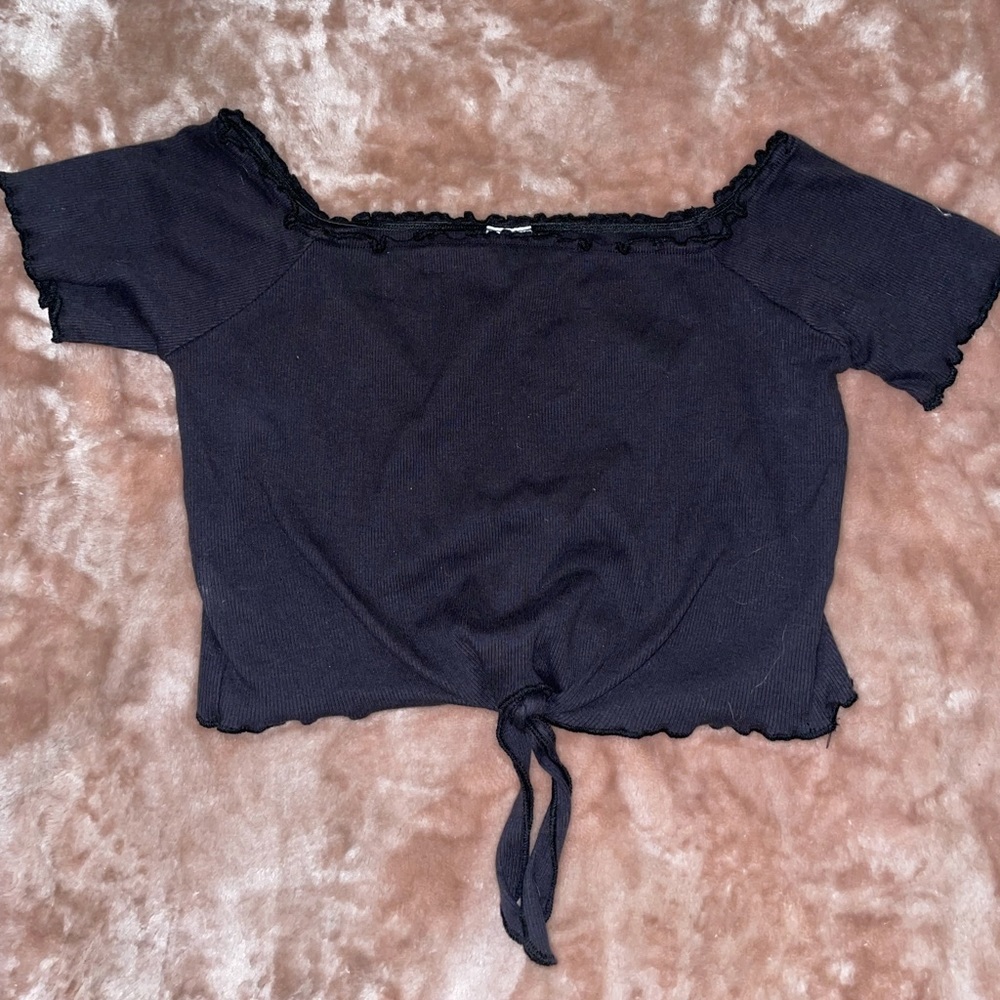 Pacsun crop top off the shoulder and ties in the front